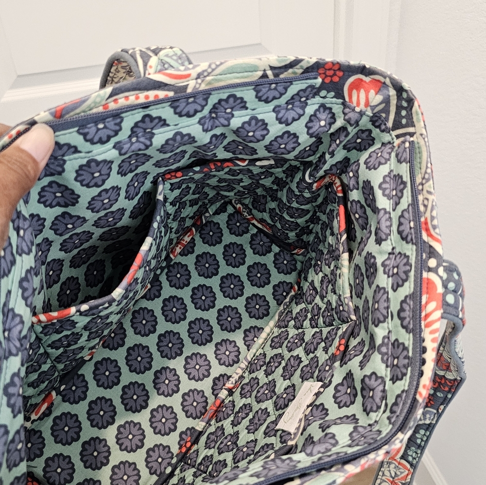 Vera Bradley Tote Bag, EUC, Large - Picture 10 of 11